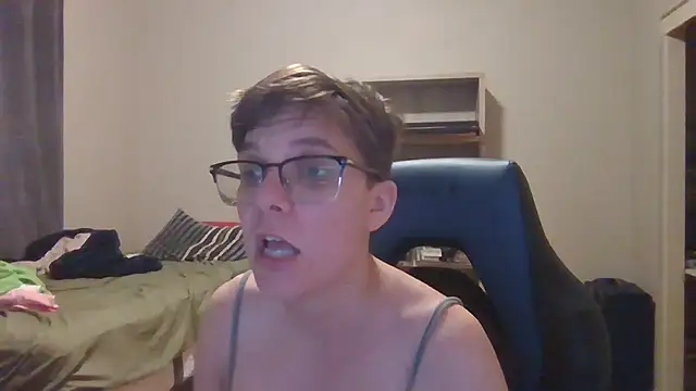 KaliSnow199623 online show from 10/22/25, 03:07