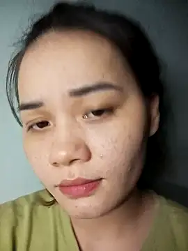 Snapshot of Ngoc-Trinh chatting on 12/02/24, 03:25 Ngoc-Trinh online show from 12/02/24, 03:25
