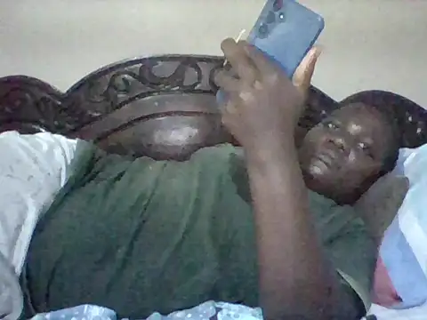 missarpie online show from 10/18/25, 05:14