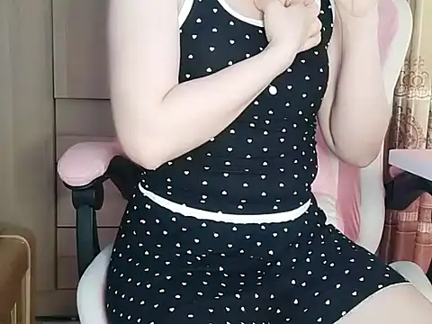 Snapshot of Pink_cream chatting on 07/05/26, 06:09 Pink cream online show from 07/05/26, 06:09