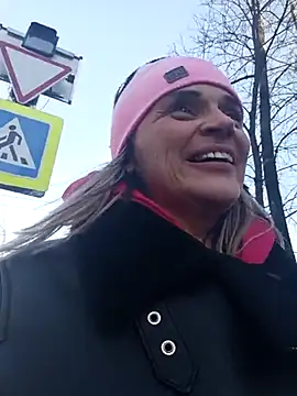 hugebobbs online show from 03/21/25, 02:18