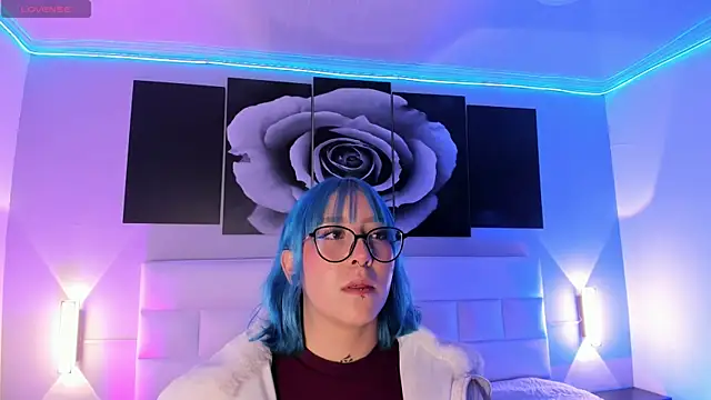 sofi bakerr online show from 09/13/25, 11:32