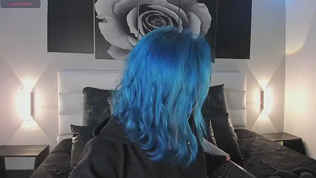 sofi bakerr online show from 10/02/25, 11:39