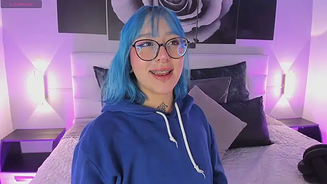 sofi bakerr online show from 10/23/25, 11:31