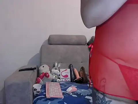 PenelopeHot 91 online show from 04/25/26, 07:44