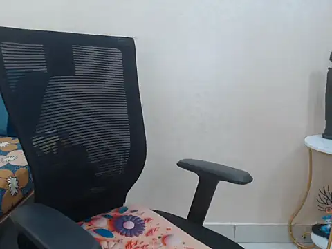 Inviting Aanya online show from 02/03/25, 04:35