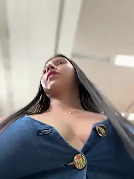 VAL PRINCESS online show from 01/16/25, 09:19