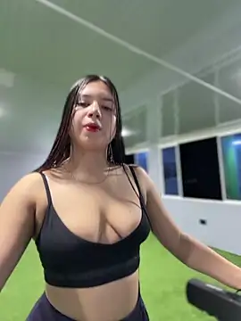 VAL PRINCESS online show from 04/03/26, 12:08