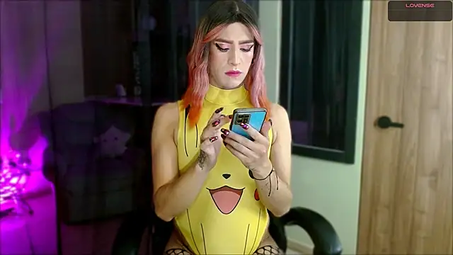 tevenwhiite online show from 11/28/25, 01:30