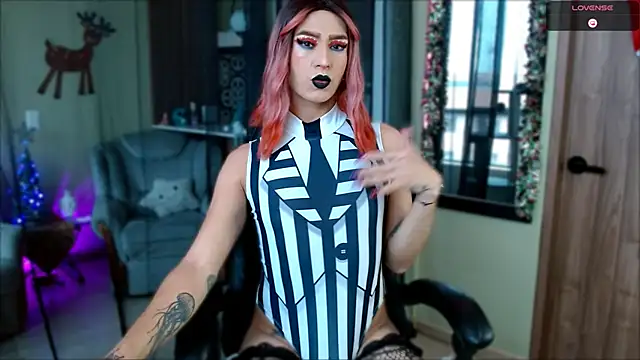 tevenwhiite online show from 12/18/25, 06:03