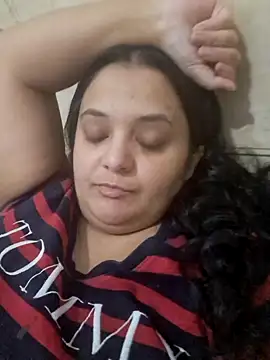 sarahhh1987 online show from 12/24/24, 06:17