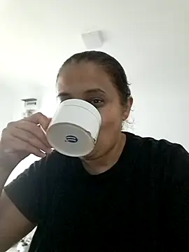 sarahhh1987 online show from 10/01/25, 08:20