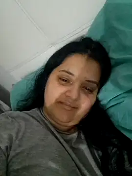 sarahhh1987 online show from 02/25/26, 06:17