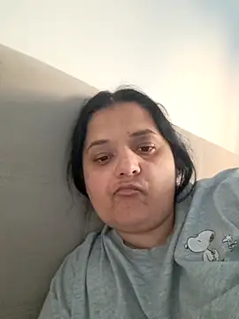 sarahhh1987 online show from 04/20/26, 06:42