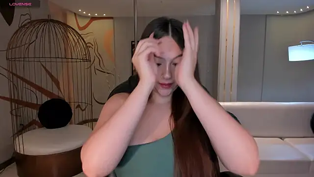 Snapshot of BellaRose_X chatting on 03/06/25, 03:24 BellaRose X online show from 03/06/25, 03:24