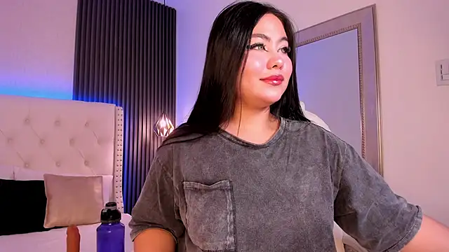 aliscollins  online show from 03/13/25, 02:16