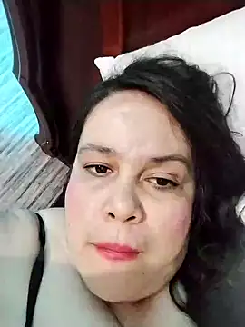 lunanataly online show from 02/17/25, 01:25