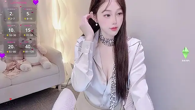 Kiss-18 online show from 10/30/25, 01:01