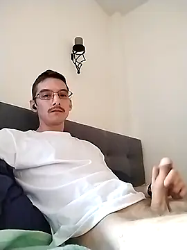 Germanboy9509 online show from 04/27/26, 05:44