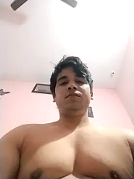 Snapshot of roadtucker123 chatting on 11/05/25, 09:48 roadtucker123 online show from 11/05/25, 09:48