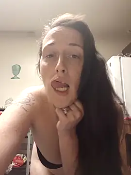 PhatAss Kummmilla online show from 04/25/26, 11:46