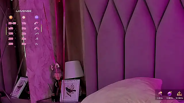 Snapshot of Eva_Cramer chatting on 02/10/25, 01:03 Eva Cramer online show from 02/10/25, 01:03