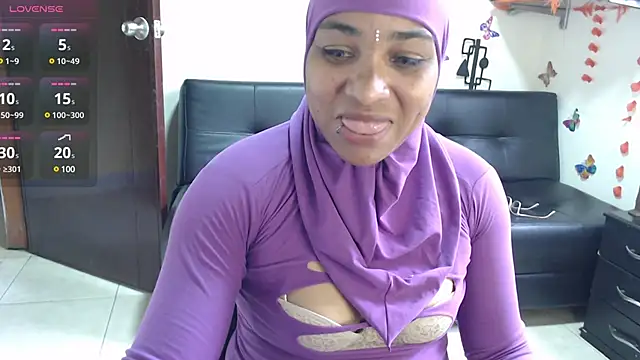 Aaliyah brown online show from 02/14/25, 02:12