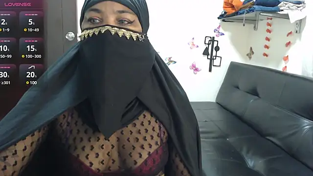 Aaliyah brown online show from 03/16/25, 07:48