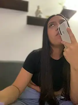 Snapshot of Salome_golvert chatting on 12/02/24, 10:45 Salome golvert online show from 12/02/24, 10:45