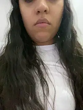 Snapshot of Salome_golvert chatting on 12/16/24, 10:45 Salome golvert online show from 12/16/24, 10:45