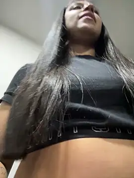 Snapshot of Salome_golvert chatting on 09/26/25, 10:47 Salome golvert online show from 09/26/25, 10:47