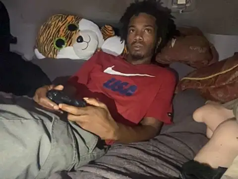 SlimeCrownzOut5 online show from 11/23/25, 05:07