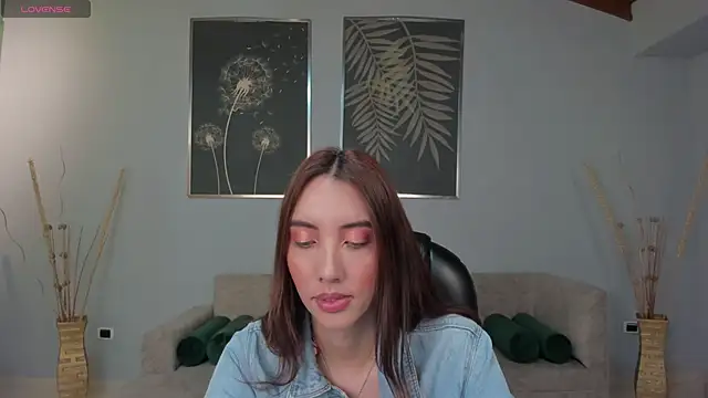 AnaisNin online show from 11/20/25, 04:01