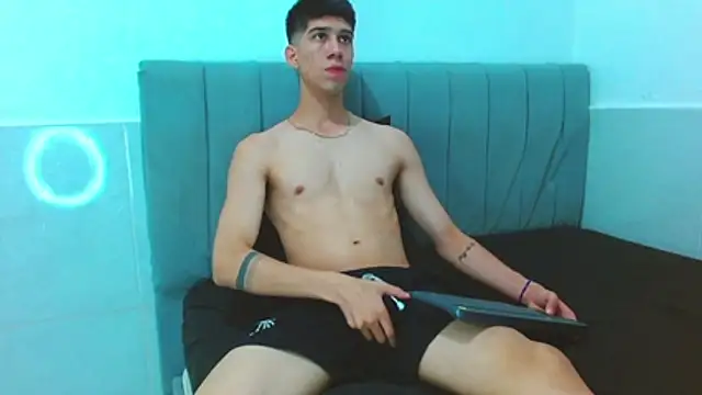 jhony-sex online show from 12/16/25, 02:49