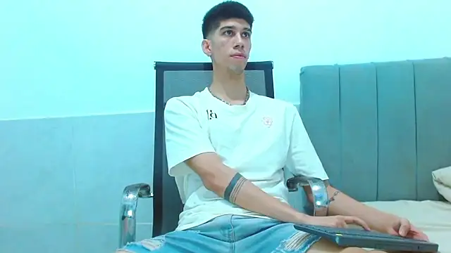 jhony-sex online show from 02/25/26, 01:04