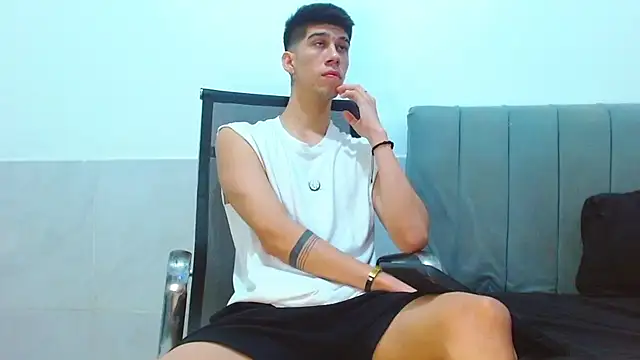 jhony-sex online show from 04/24/26, 08:39