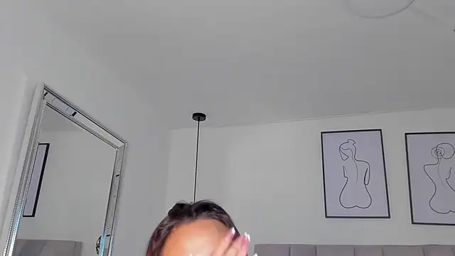 Susan-Sweet-7 online show from 10/07/25, 07:55