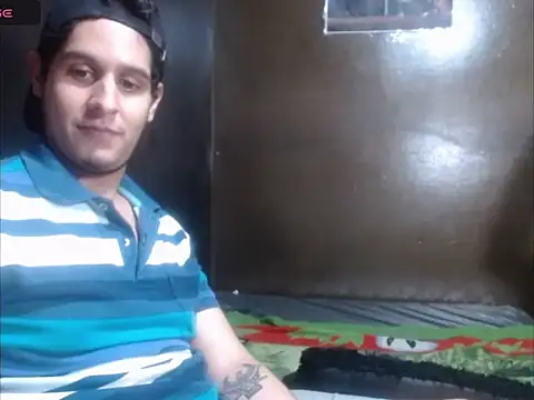 blackwolf whitebee online show from 10/24/25, 03:58