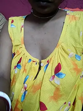 Snapshot of Bengoli--bhabhi chatting on 02/17/25, 10:40 Bengoli--bhabhi online show from 02/17/25, 10:40