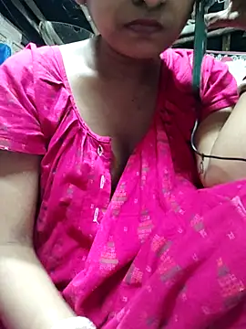 Snapshot of Bengoli--bhabhi chatting on 03/02/25, 09:21 Bengoli--bhabhi online show from 03/02/25, 09:21