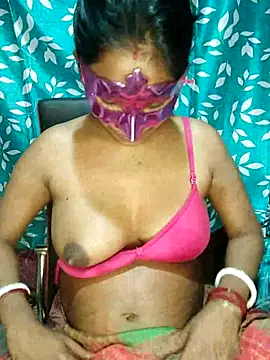 Snapshot of Bengoli--bhabhi chatting on 03/07/25, 06:54 Bengoli--bhabhi online show from 03/07/25, 06:54