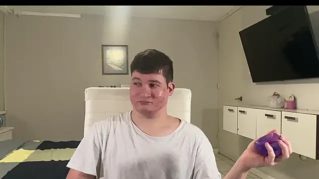 Lorenzo hernandez online show from 11/12/25, 07:57