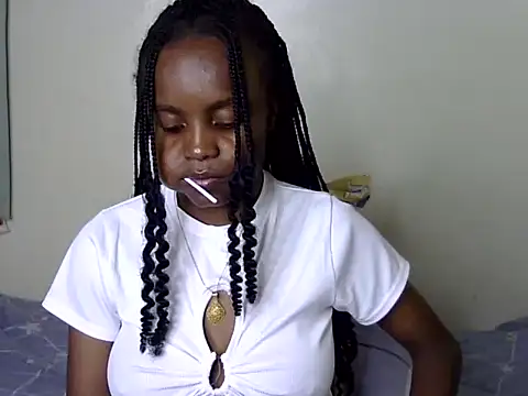 Snapshot of ebony_liza chatting on 02/09/25, 03:56 ebony liza online show from 02/09/25, 03:56