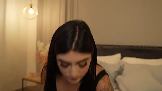 IrisBaker online show from 04/09/26, 10:15