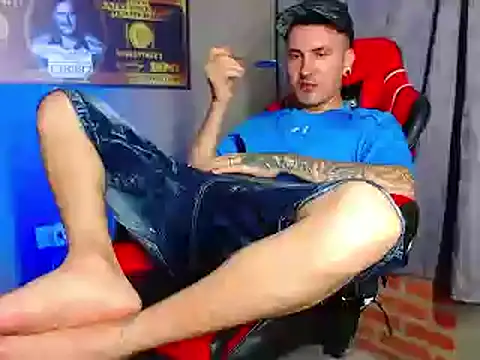 smoker445 online show from 03/19/25, 02:37