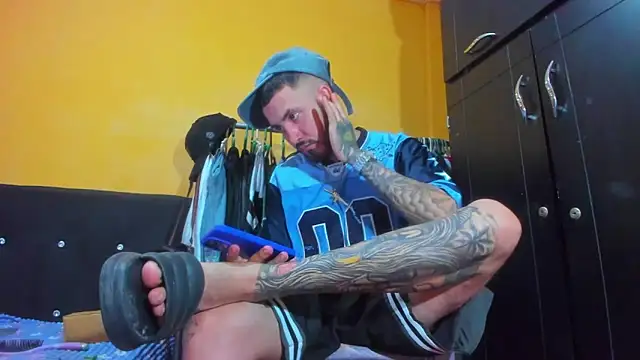 smoker445 online show from 02/14/26, 07:21