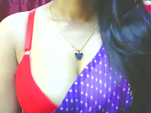 ishmita99 online show from 02/22/25, 09:56