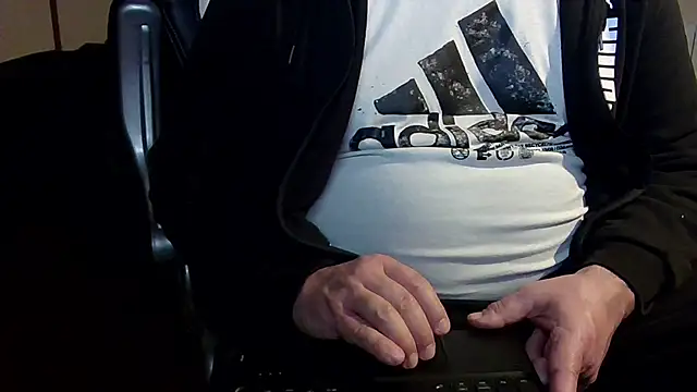 MultiOrgasmicLover online show from 12/20/25, 11:23