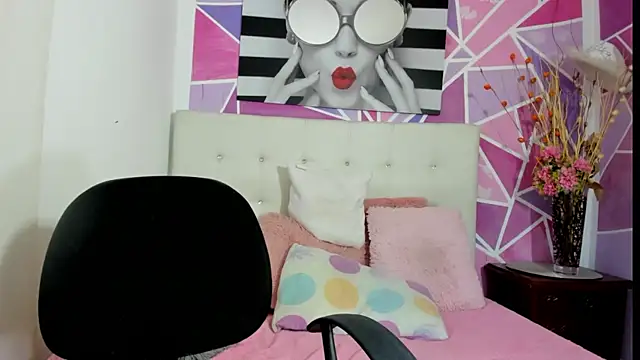 Brisahott online show from 02/08/25, 06:12