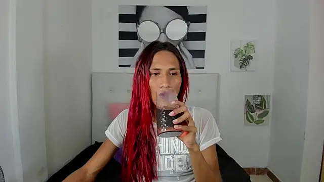 Brisahott online show from 11/06/25, 01:39